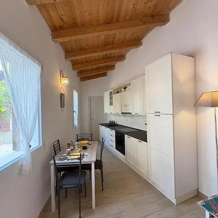 Nura's - Casa Linda Center Appartement